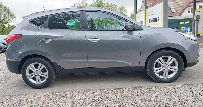 Hyundai ix35 cena 42999 przebieg: 195000, rok produkcji 2012 z Augustów małe 211